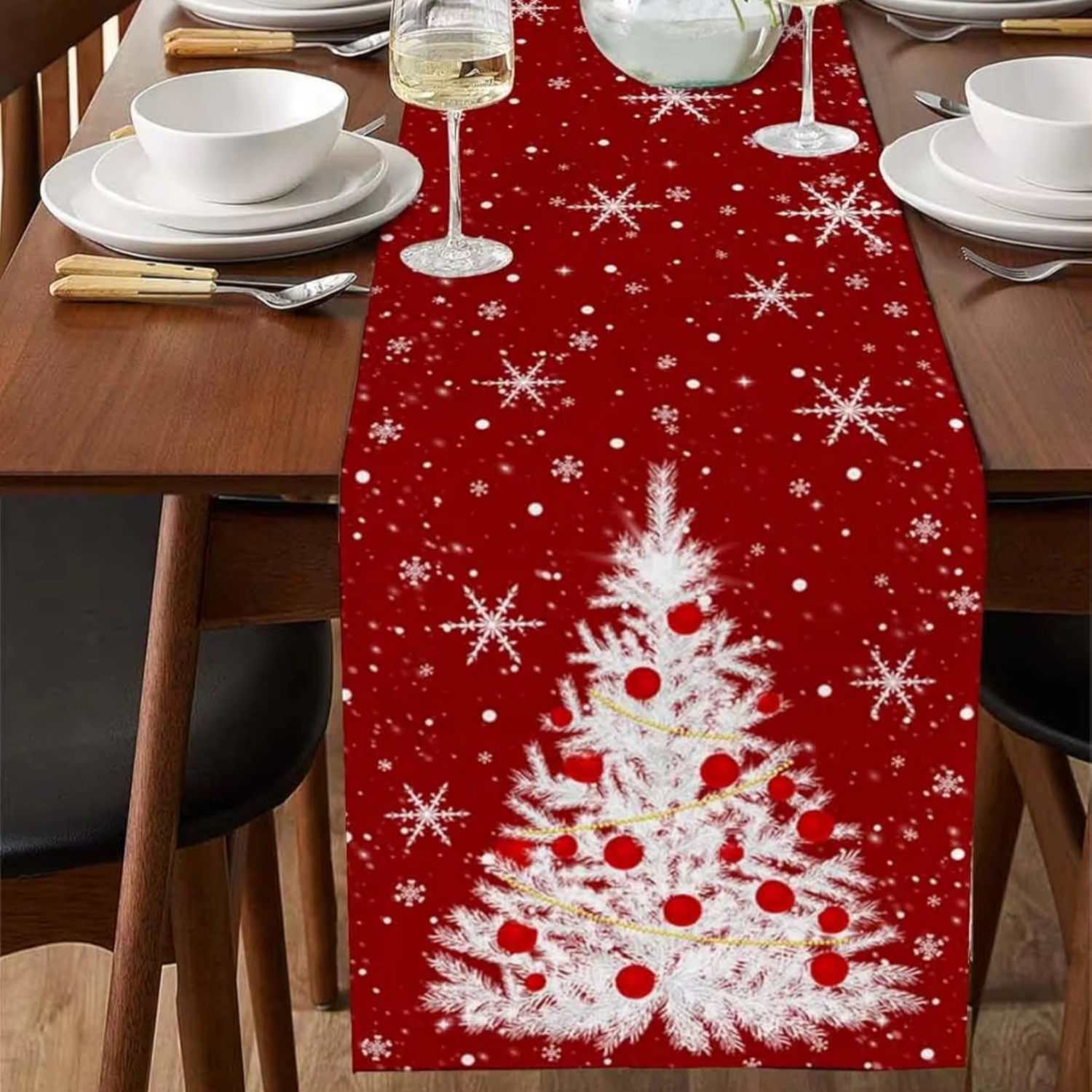 Red Table Runner Christmas Tre - مراجعة Christmas Table Runner وسعره