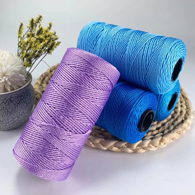 1Pcs 200m Crochet Yarn DIY Cra - مراجعة Santa Hat Plush وسعره