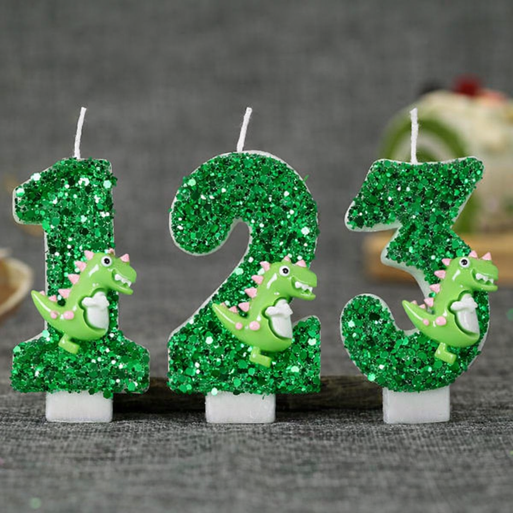 Cartoon Dinosaur Digital Birth - مراجعة Holiday Candle Set وسعره