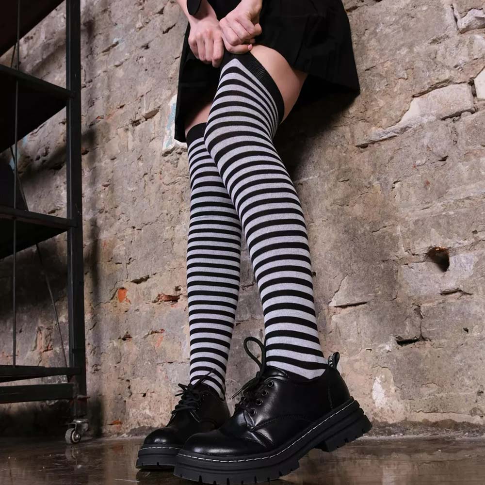 Autumn Stripes Over Knee Thigh - مراجعة Christmas Stocking Hanging وسعره