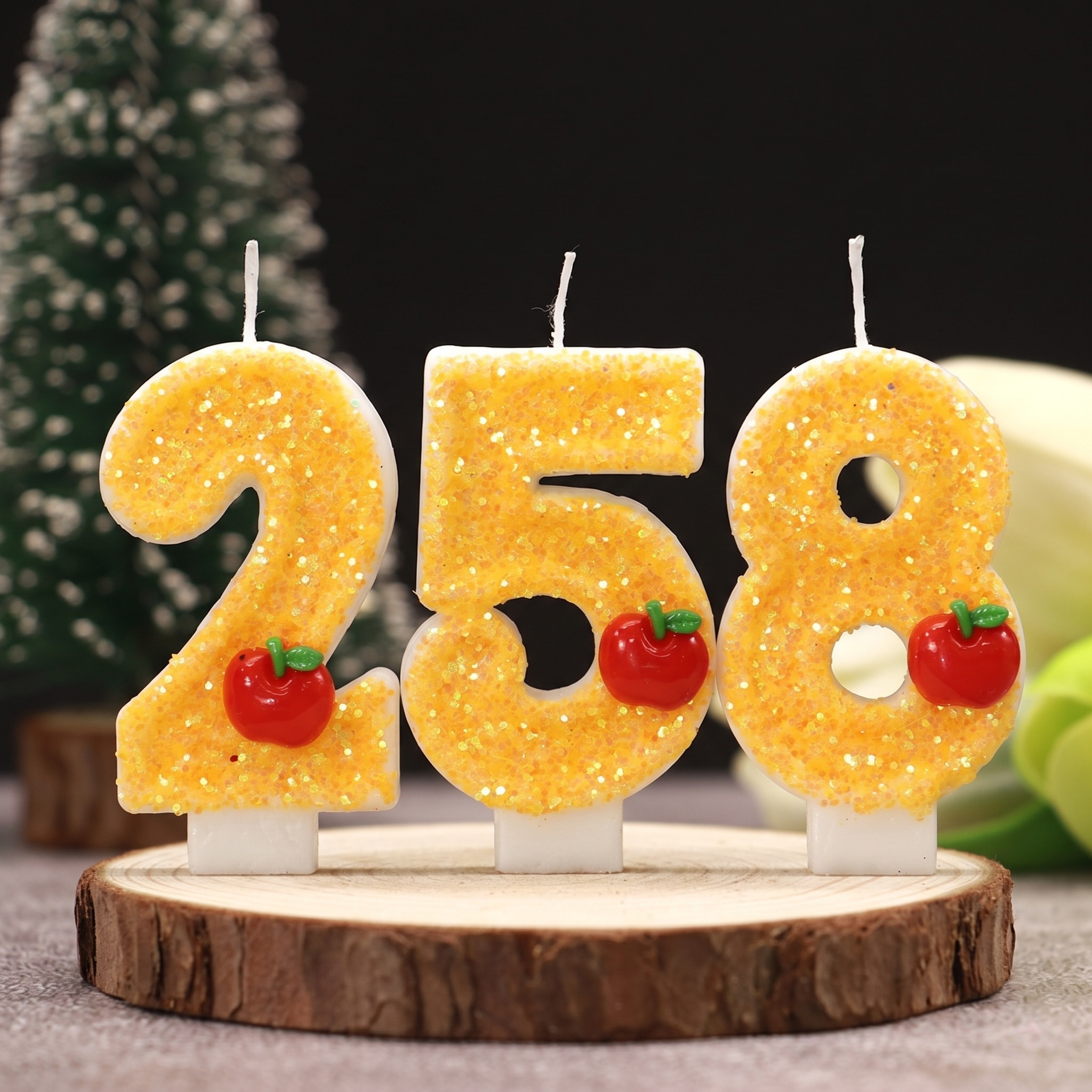 Red Apple Fresh Yellow Digital - مراجعة Holiday Candle Set وسعره