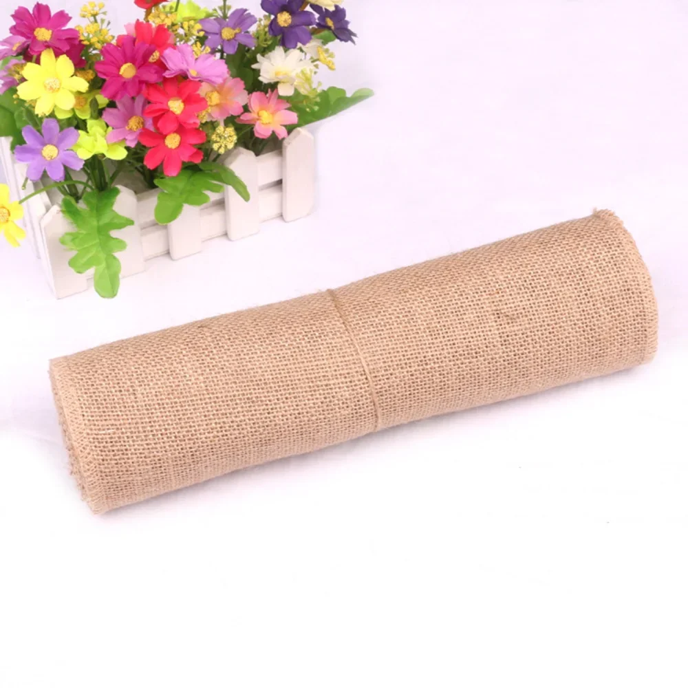 New Desig Beige Burlap Roll 30 - مراجعة Christmas Table Runner وسعره