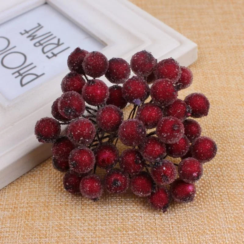 Artificial Frosted Holly Berri - مراجعة Christmas Wreath Fake وسعره