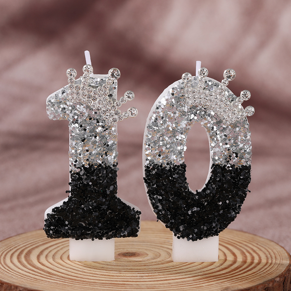 Black Silver Gradient Crown Ha - مراجعة Holiday Candle Set وسعره